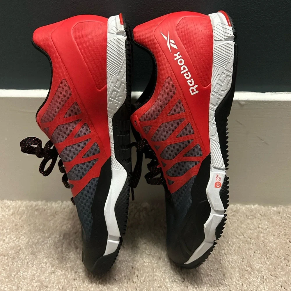 Brand new Reebok cross trainers (men’s size 9) - Picture 5 of 5